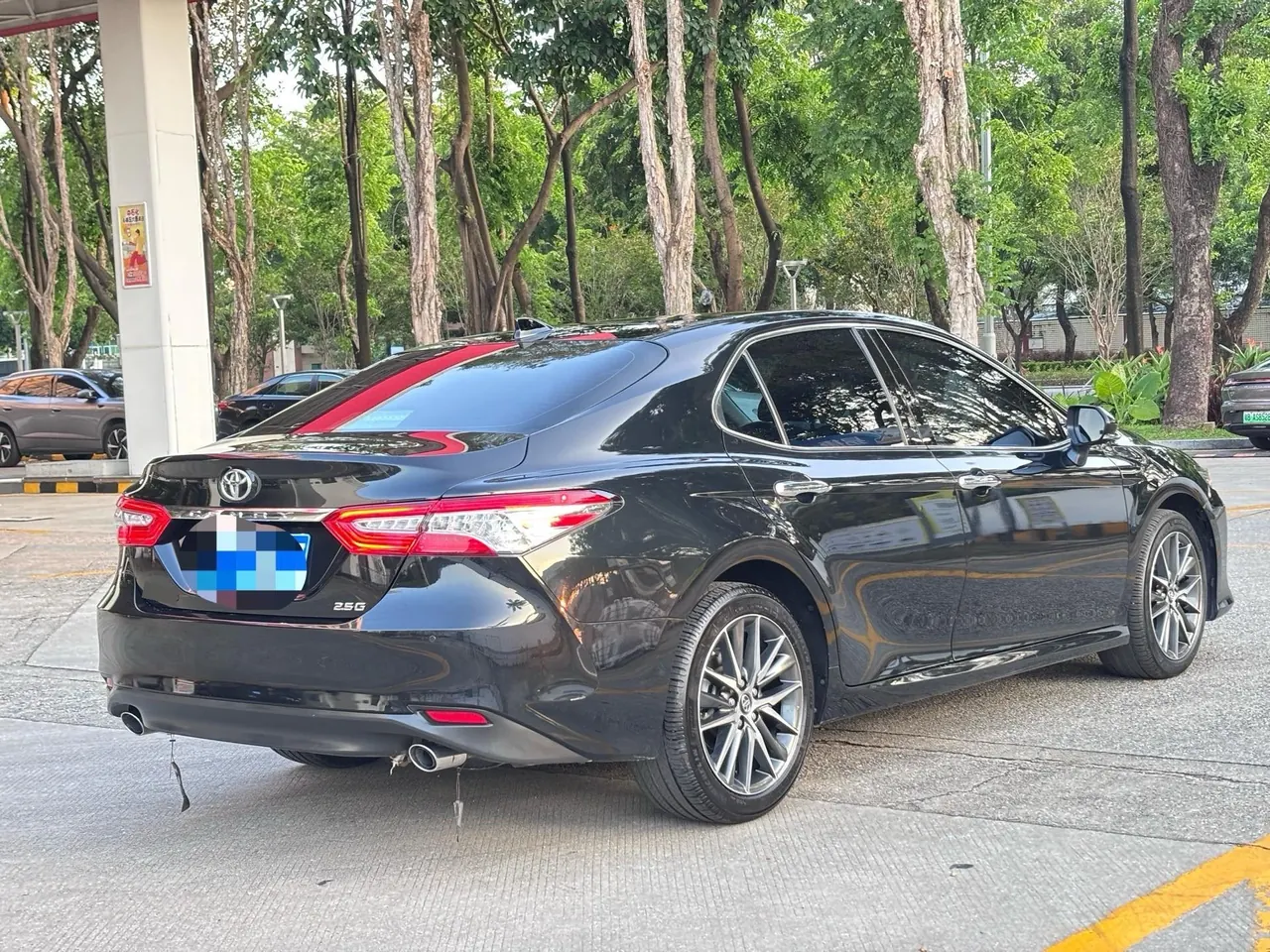 Toyota 2021 Camry 2.5G Deluxe Edition Automatic Gear 4