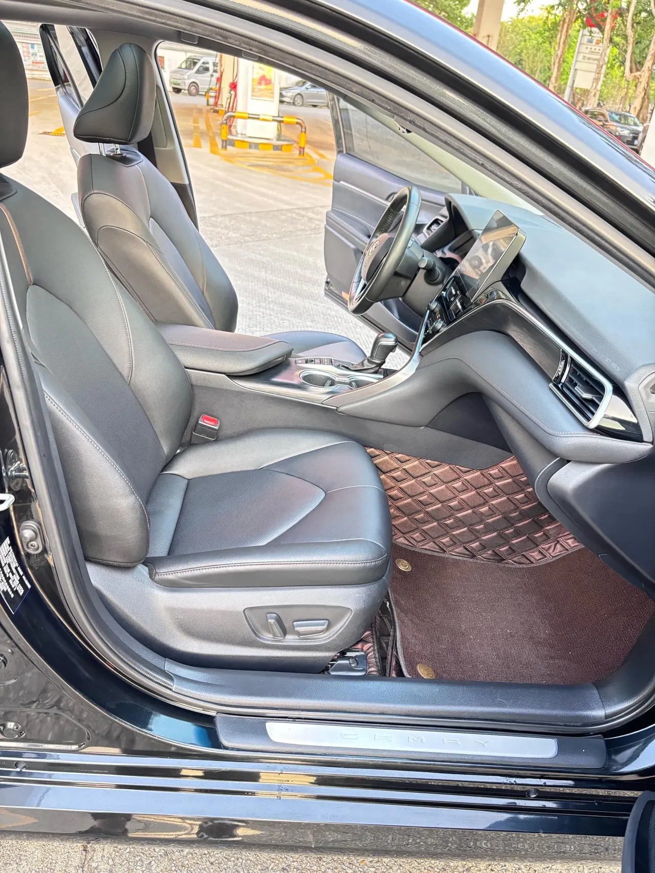 Toyota 2021 Camry 2.5G Deluxe Edition Automatic Gear 6