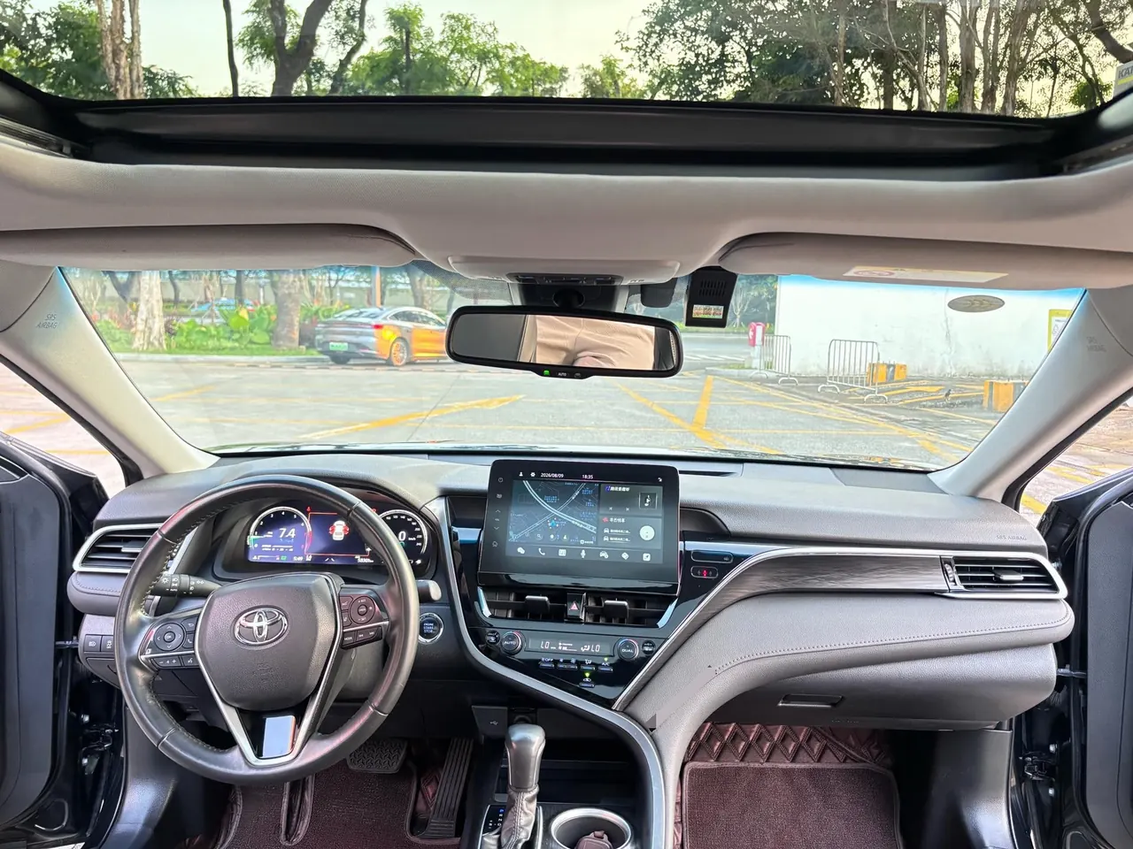 Toyota 2021 Camry 2.5G Deluxe Edition Automatic Gear 9