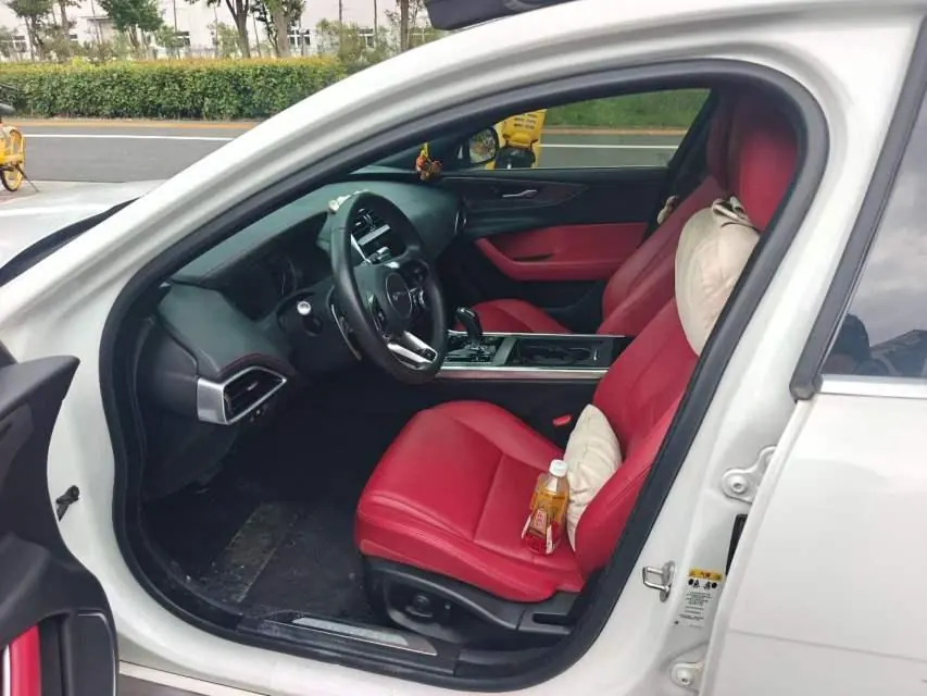 Jaguar 2020 XEL 2.0T 200PS R-DYNAMIC S Enterprising Sports Edition Automatic Gear 2