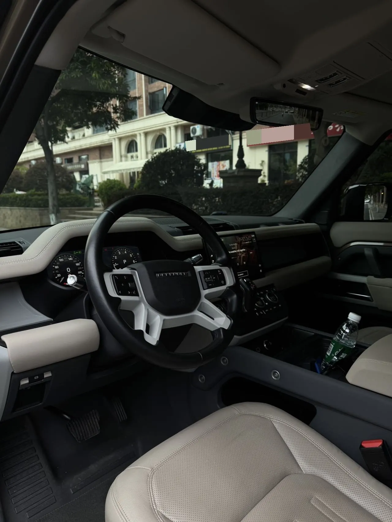 Land Rover Guard (Imported) 2022 Guard 90 48V 3.0T P400 XS Automatic Gear 4