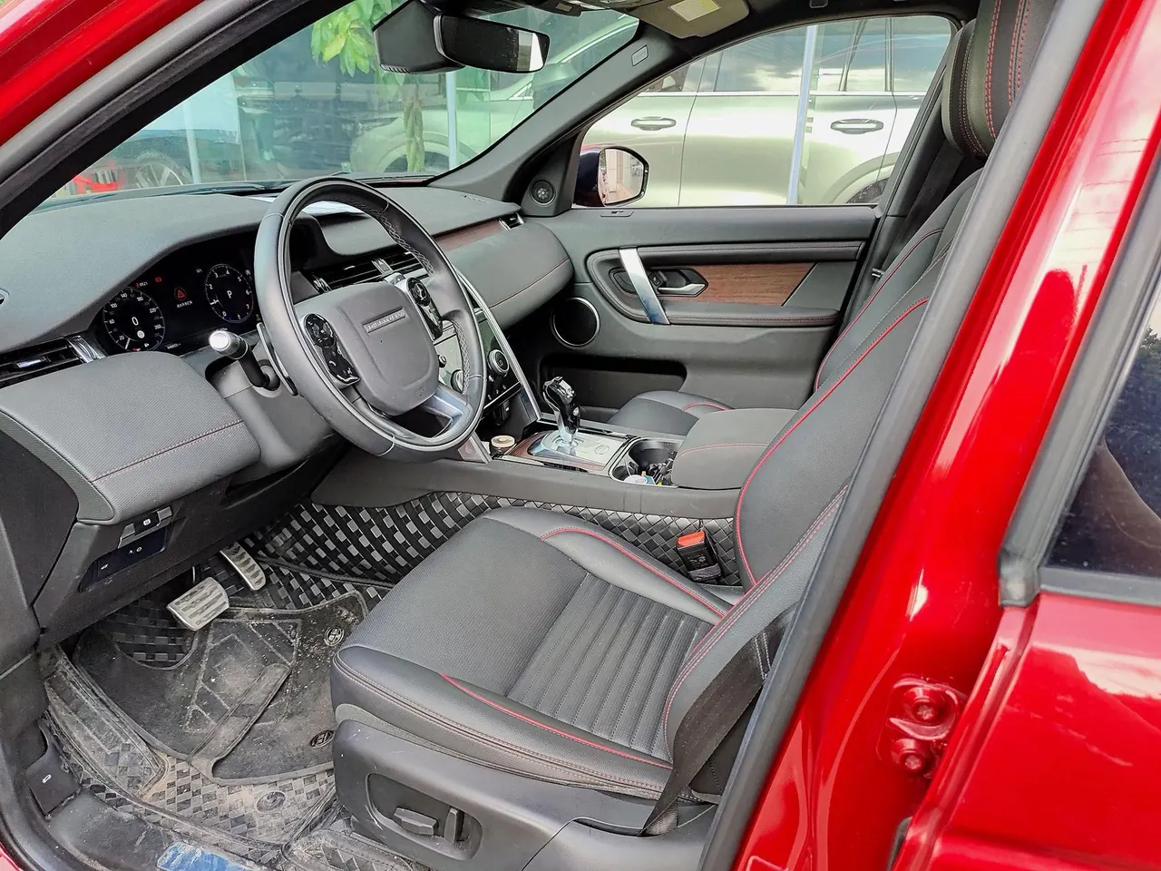 Land Rover 2020 Discovery Sports Edition 48V 2.0T 249PS R-Dynamic S Performance Edition Automatic Gear 4