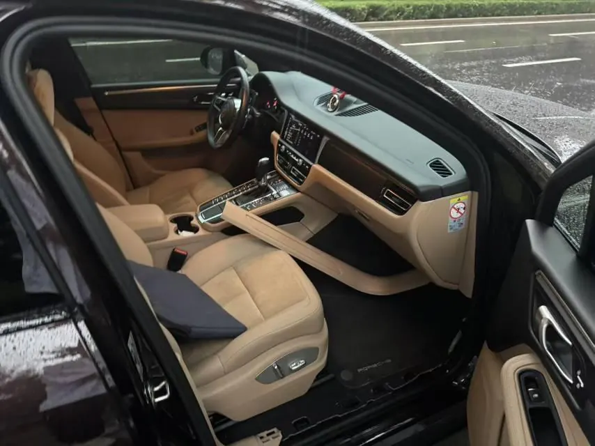 Porsche Macan (Imported) 2021 Macan 2.0T Automatic Gear 2