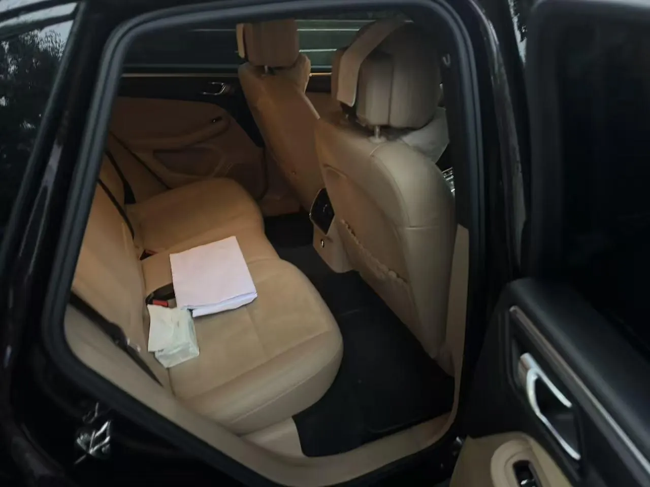Porsche Macan (Imported) 2021 Macan 2.0T Automatic Gear 3