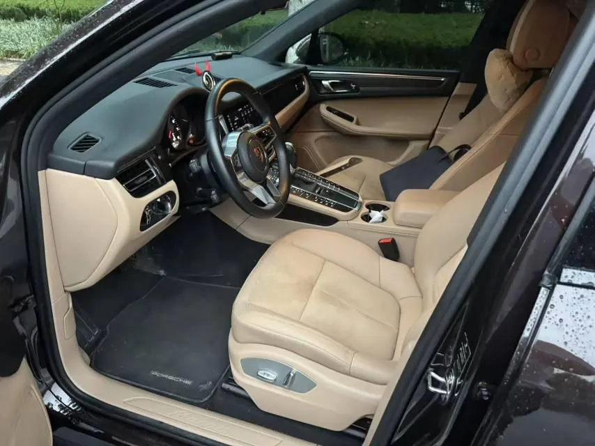 Porsche Macan (Imported) 2021 Macan 2.0T Automatic Gear 4