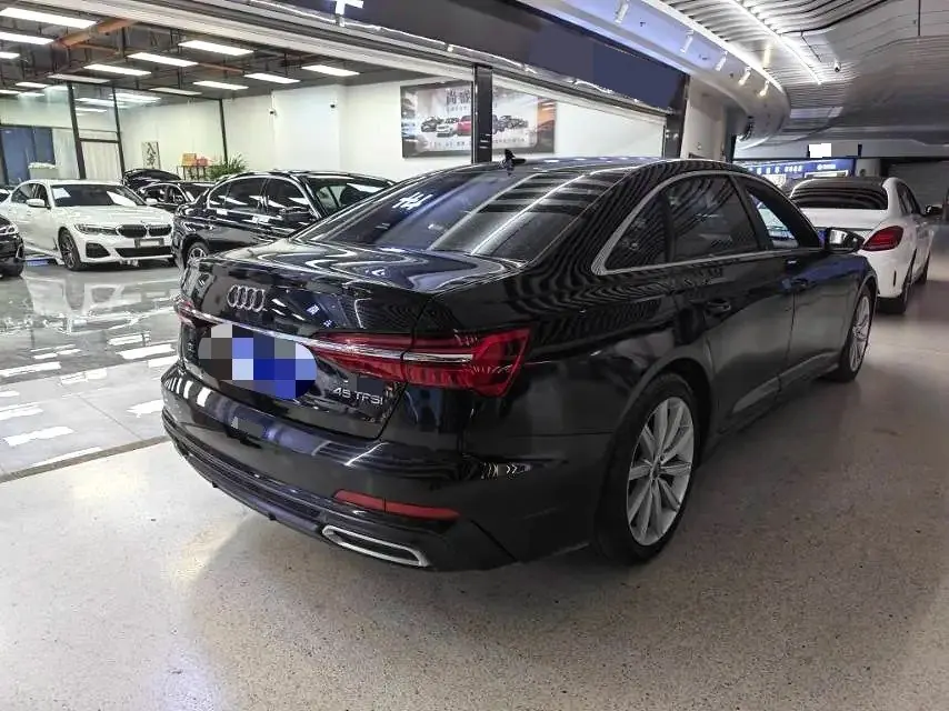 Audi 2021 A6L 2.0TFSI 45TFSI Selected Dynamic Automatic 5
