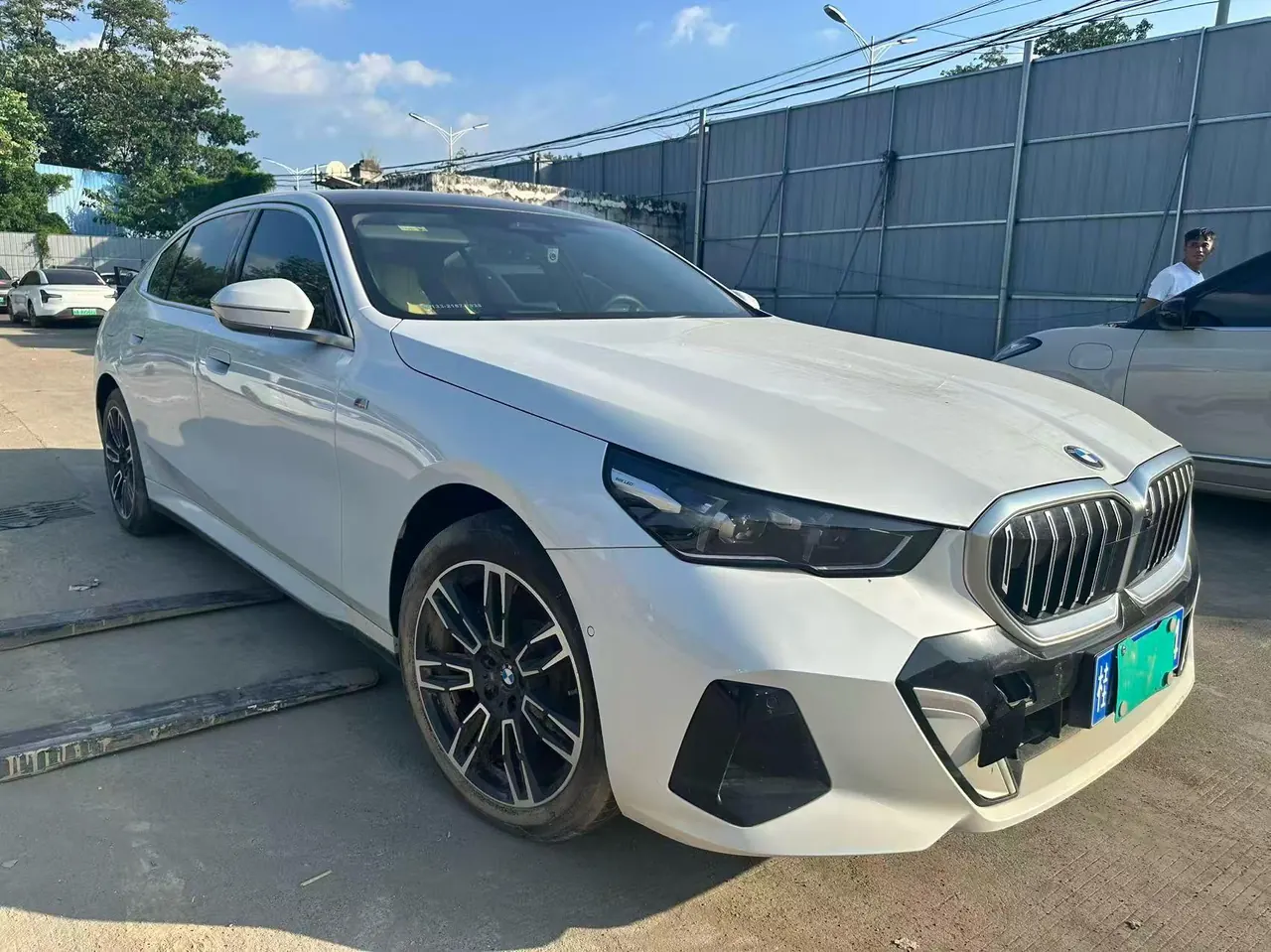 BMW 5 series 2024 530Li 48V 2.0T exclusive m sports suit automatic gear 3