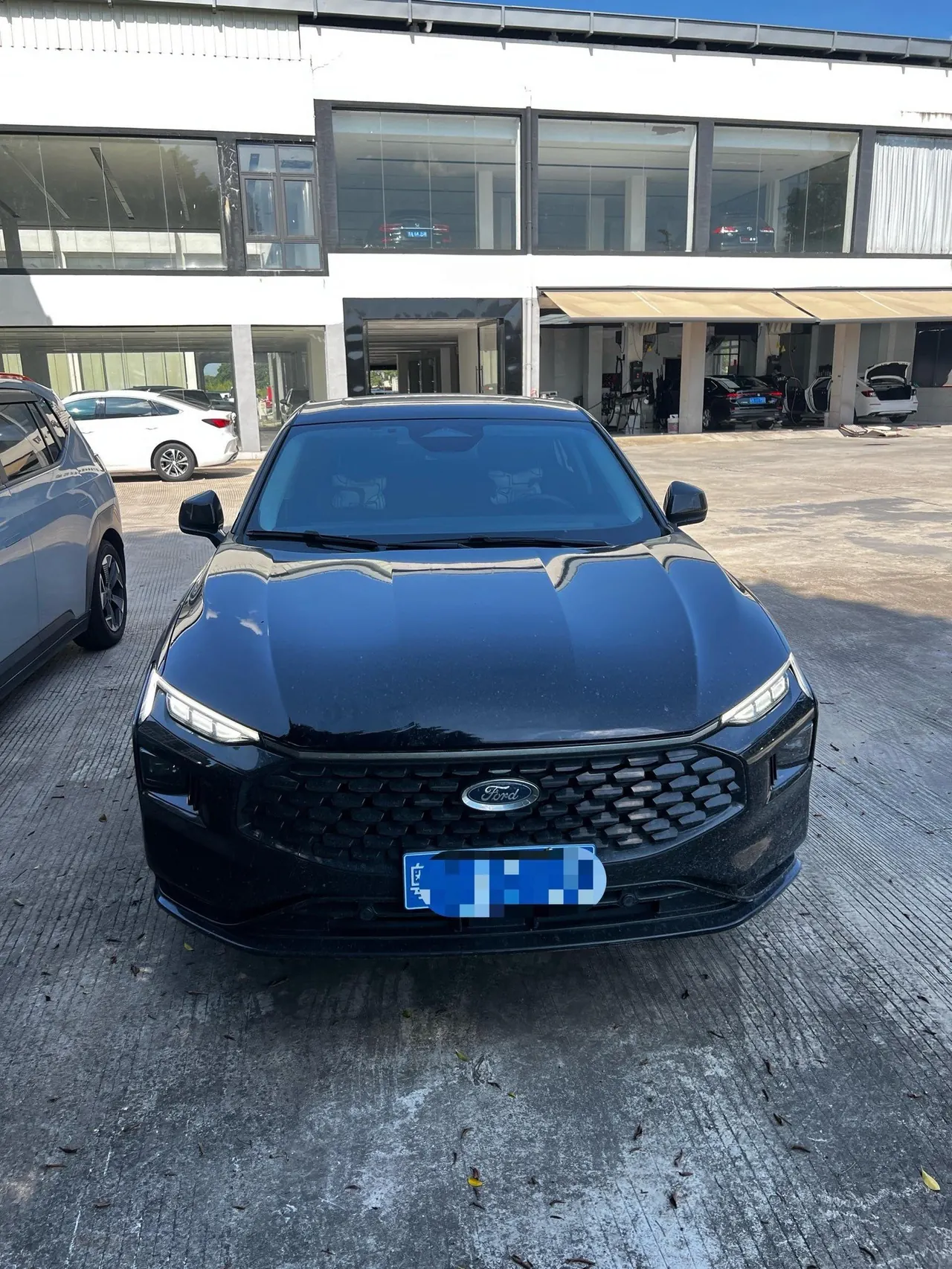 Ford 2023 Mondeo 1.5T EcoBoost 180 Extreme Automatic Gear 2