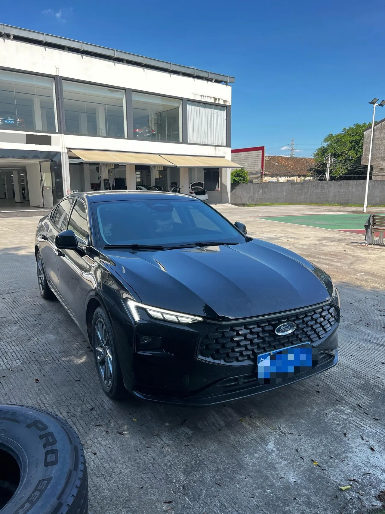 Ford 2023 Mondeo 1.5T EcoBoost 180 Extreme Automatic Gear 3
