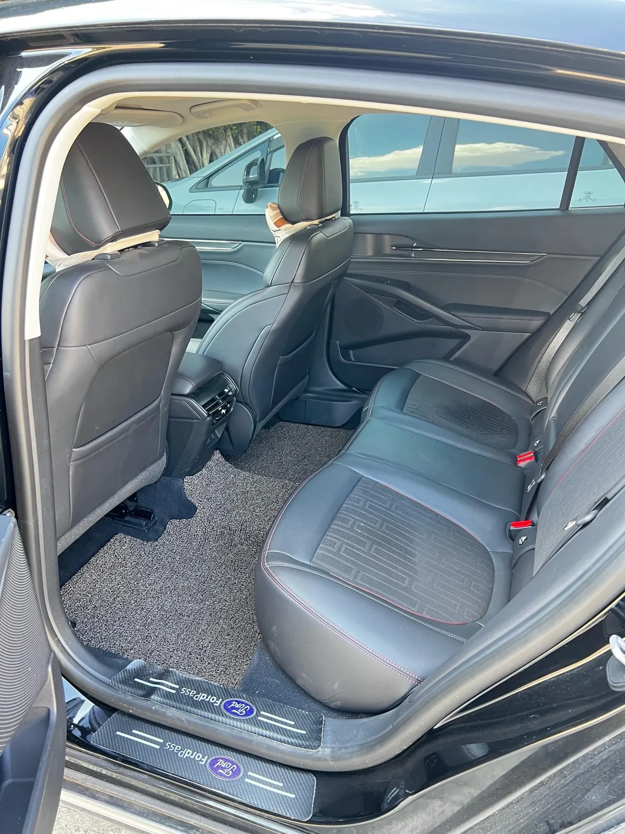 Ford 2023 Mondeo 1.5T EcoBoost 180 Extreme Automatic Gear 6