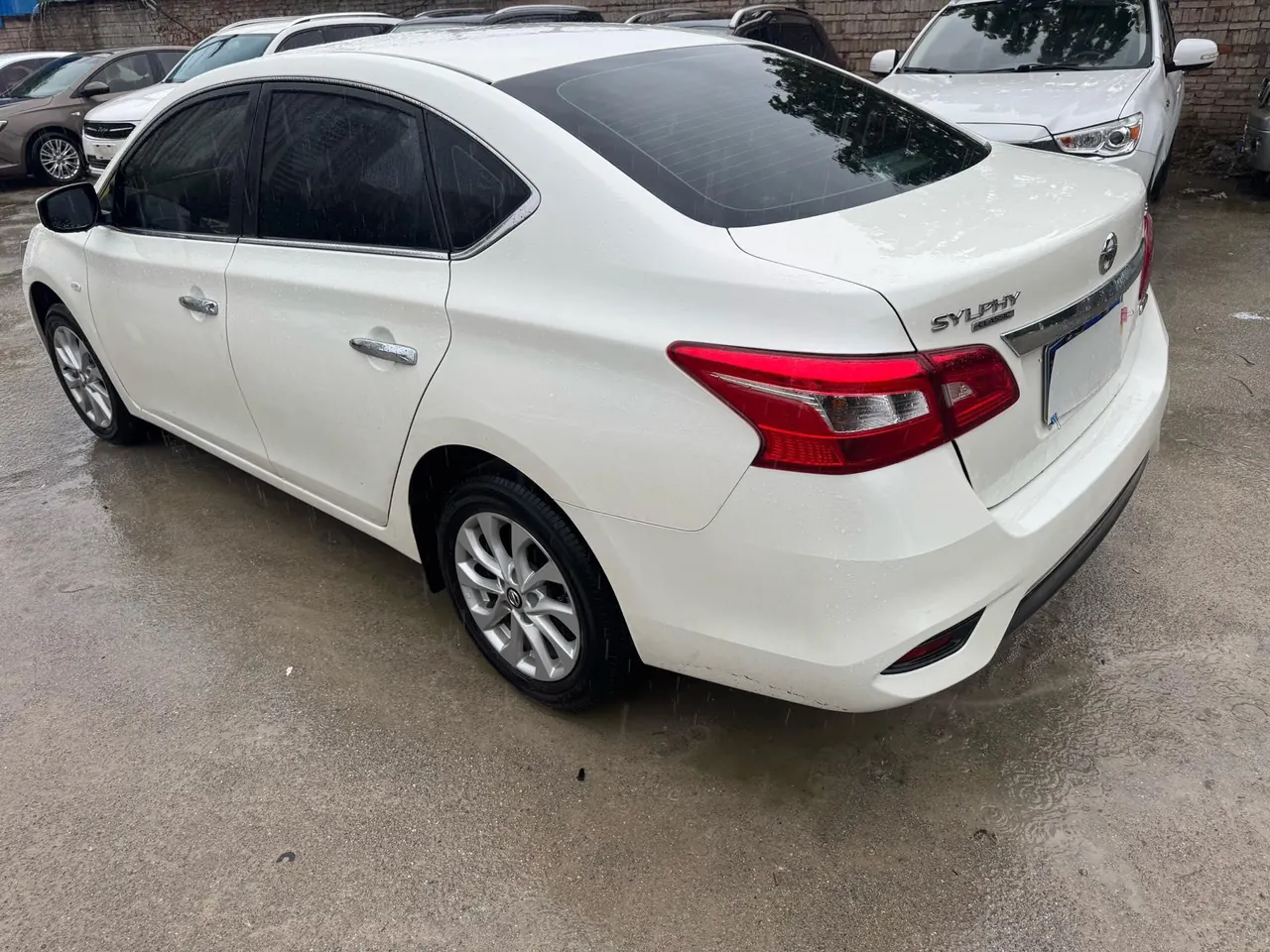 Nissan 2024 Xuanyi Classic 1.6 Stepless XE Large Screen Edition (Modified) Automatic Gear 2