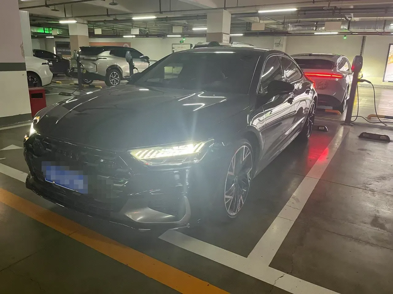 Open image lightbox: Audi 2024 A7L 2.0TFSI 45TFSI Quattro Black Samurai Edition Automatic Gear
