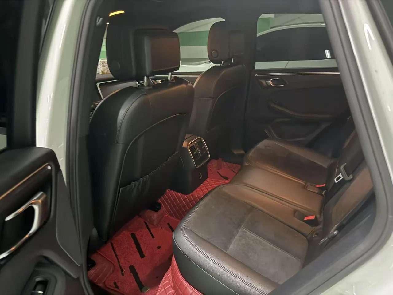 Porsche Macan (Imported) 2020 Macan 2.0T Automatic Gear 3