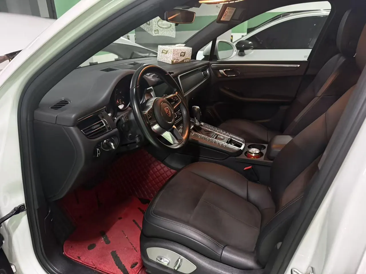 Porsche Macan (Imported) 2020 Macan 2.0T Automatic Gear 5