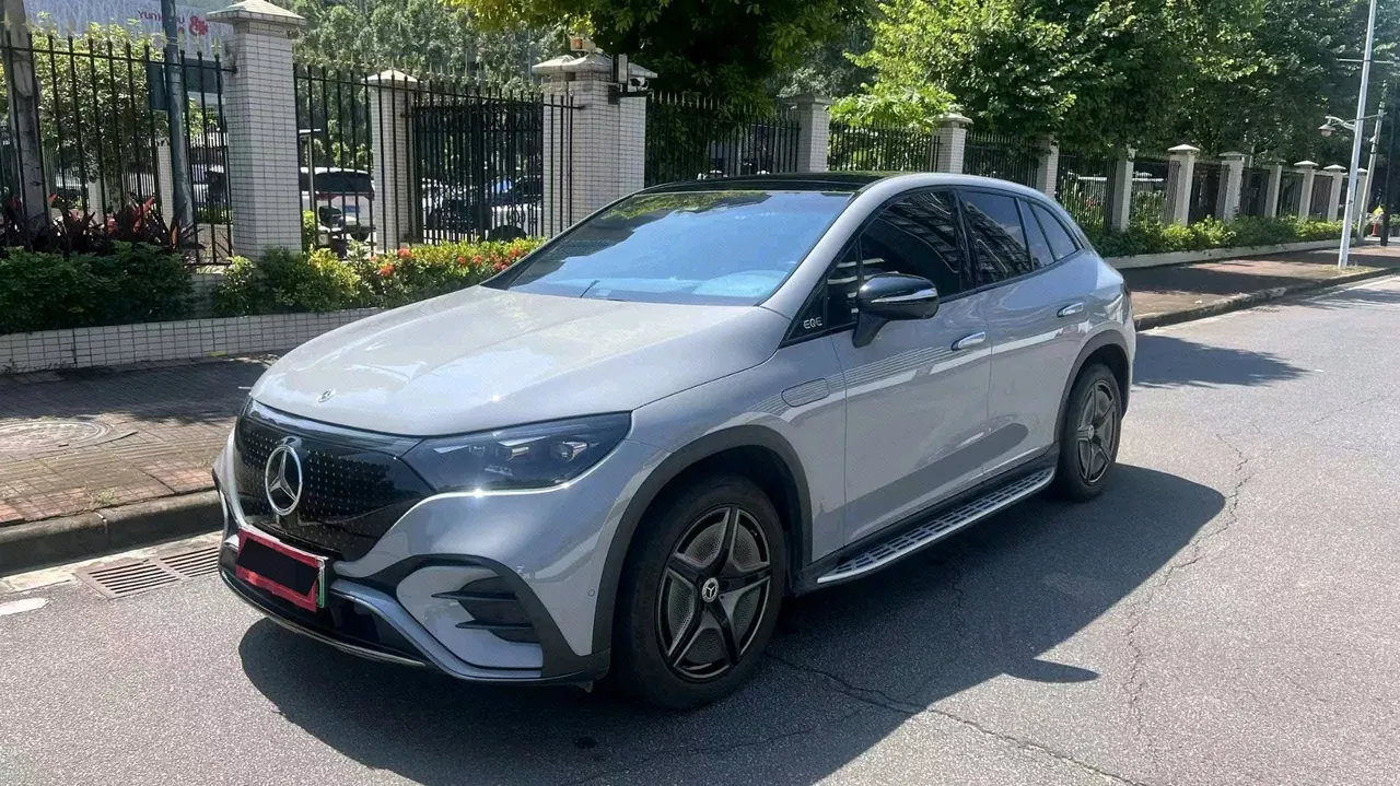 Open image lightbox: Mercedes-Benz 2024 EQE SUV 500 4MATIC EQE SUV 500 4MATIC flagship automatic gear