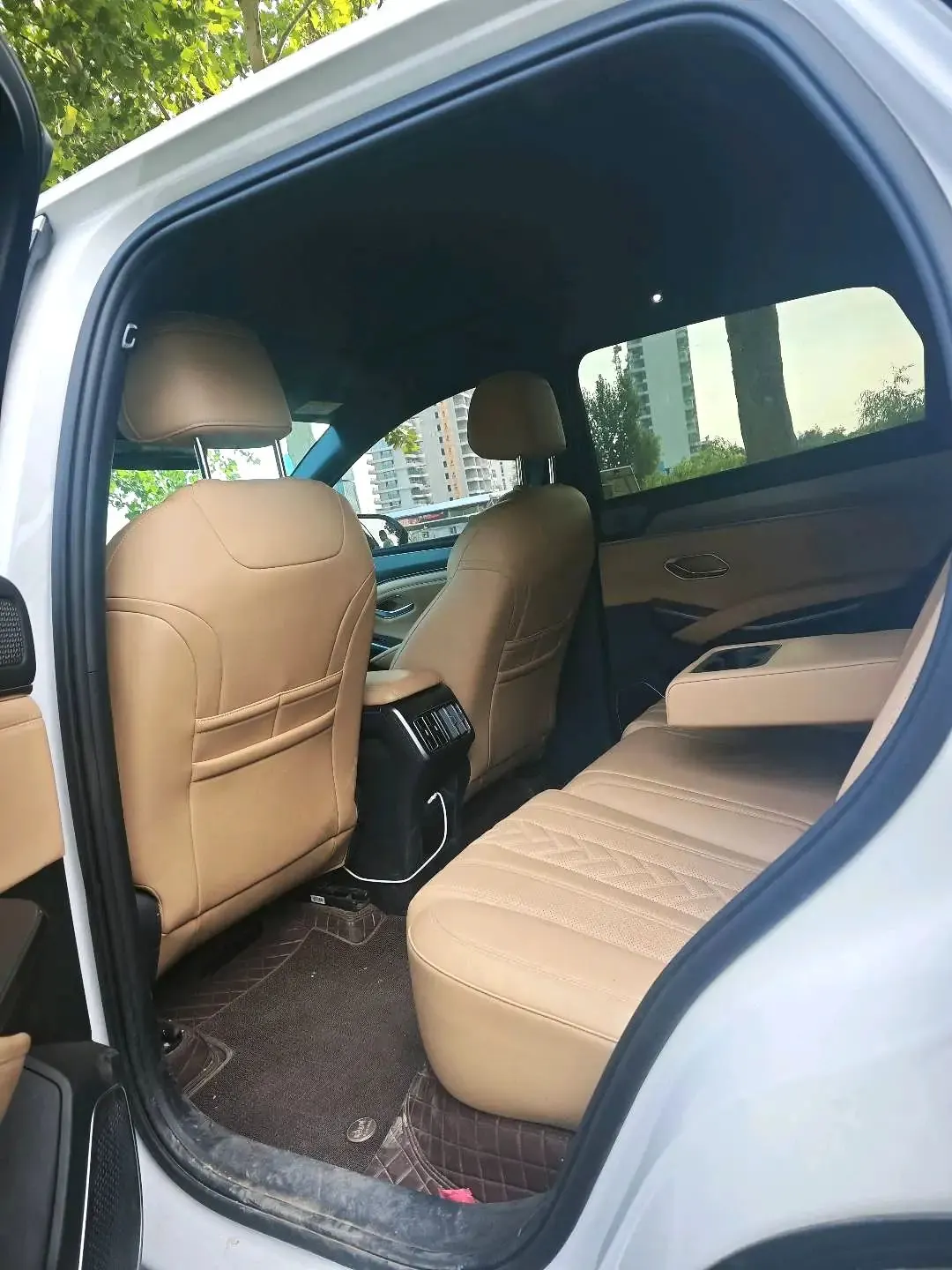 BYD 2024 Song L DM-i 1.5 Stepless 112km Exceed Automatic Transmission 8