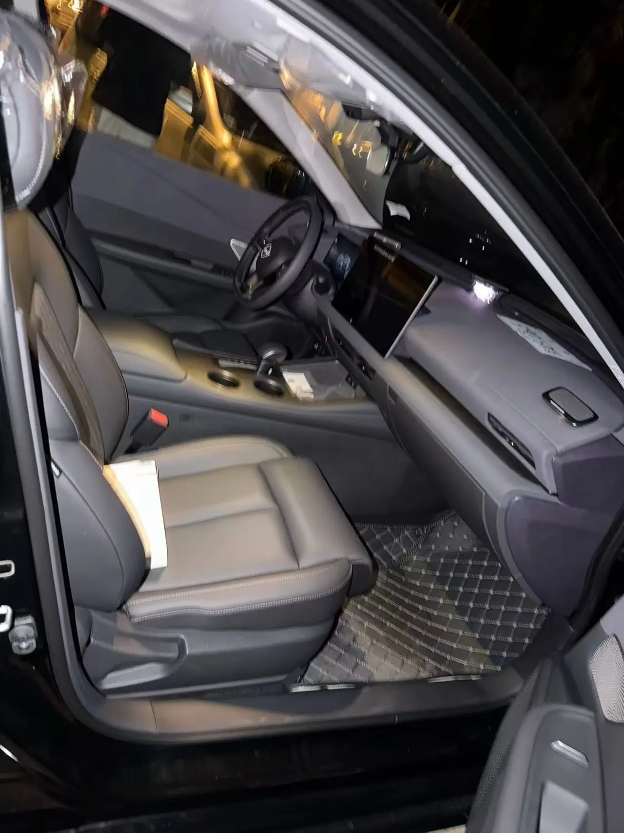 Nissan 2026 Teana 2.0 Stepless Hongmeng Cockpit Comfort Edition Automatic Gear 7