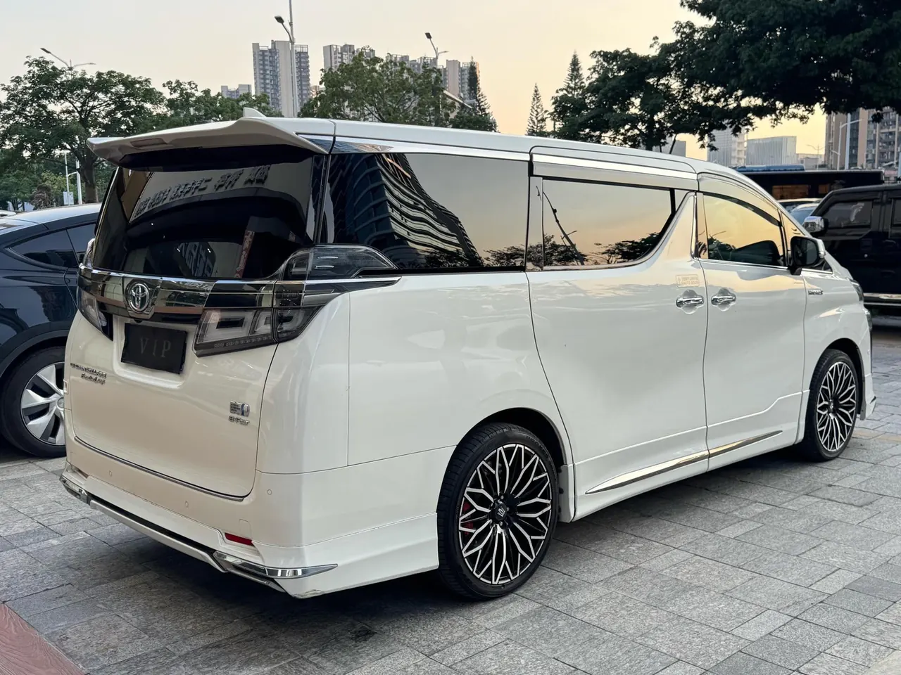 Toyota Wilfa (Imported) 2021 Wilfa 2.5 Stepless Crown HV Distinguished Edition Automatic Gear 10
