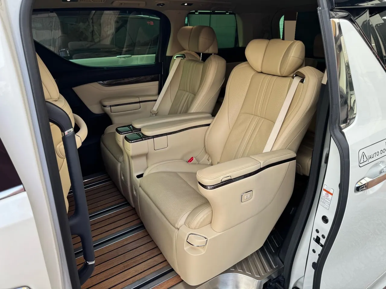 Toyota Wilfa (Imported) 2021 Wilfa 2.5 Stepless Crown HV Distinguished Edition Automatic Gear 6