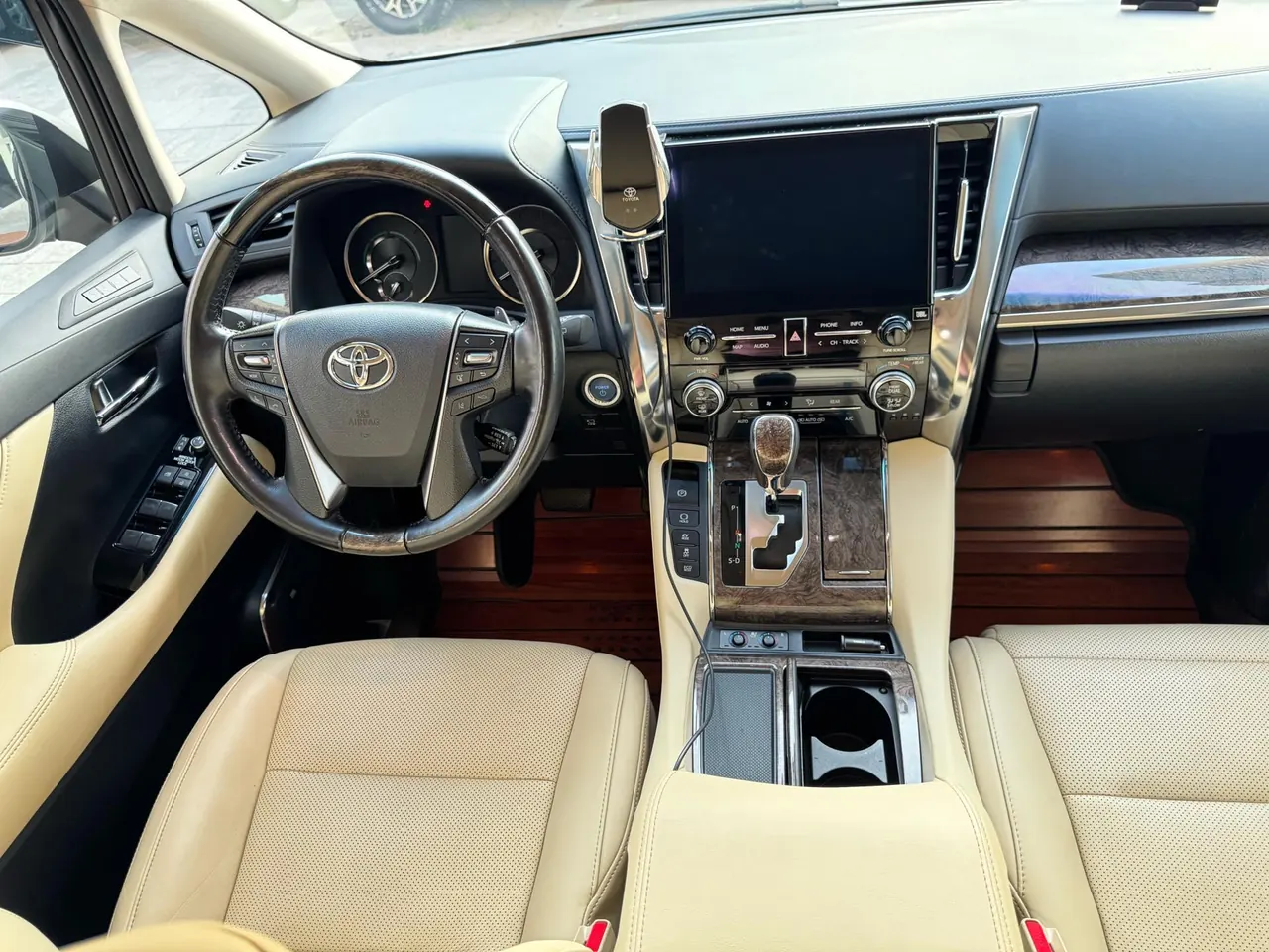 Toyota Wilfa (Imported) 2021 Wilfa 2.5 Stepless Crown HV Distinguished Edition Automatic Gear 7