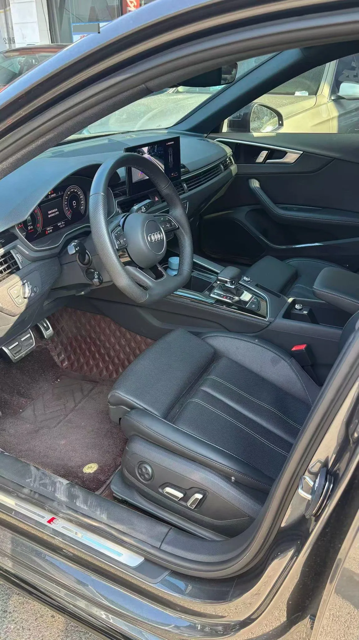 Audi 2024 A4L 2.0TFSI 40TFSI Deluxe Dynamic Automatic 4
