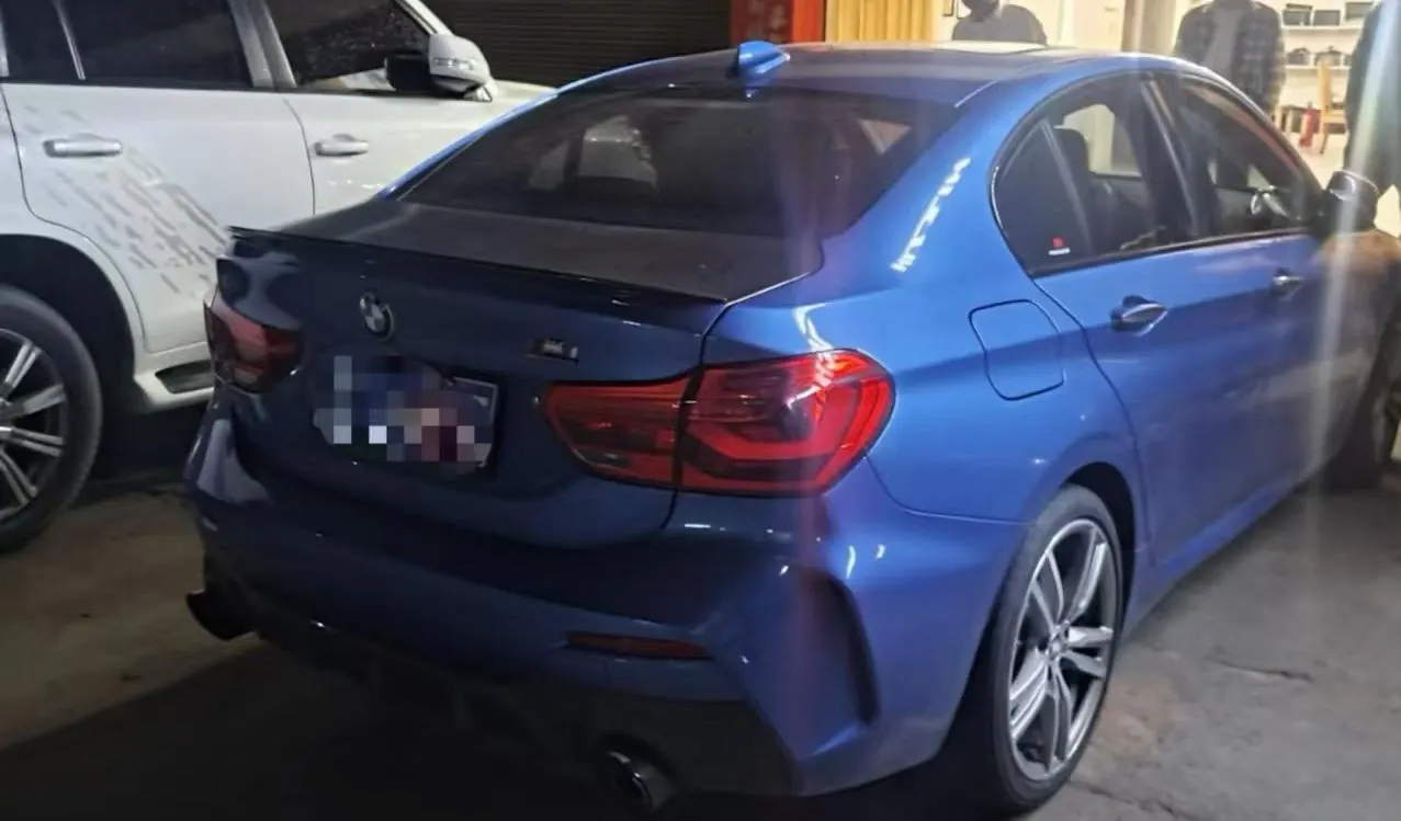 BMW 1 Series 2020 125i 2.0T Leading M Sports Suit Automatic Gear 2