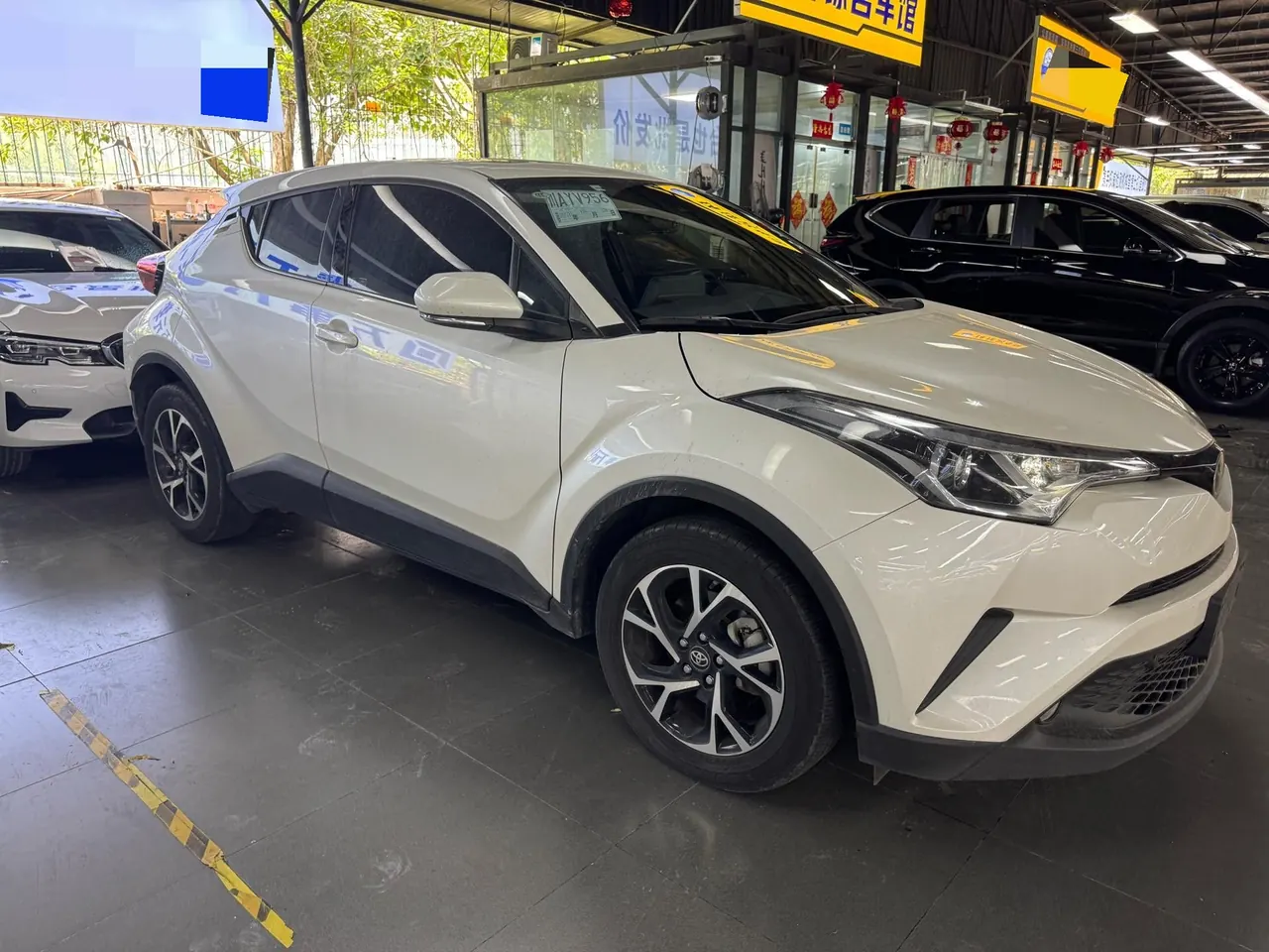 Toyota 2020 C- HR 2.0 stepless leading version of automatic gear 3