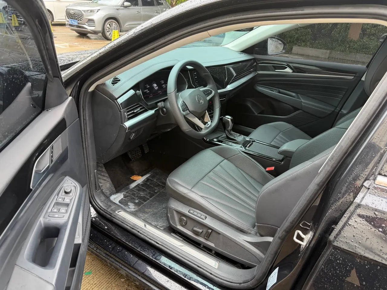 Volkswagen 2024 Passat 2.0TSI 380TSI Longyao Edition Automatic Gear 4