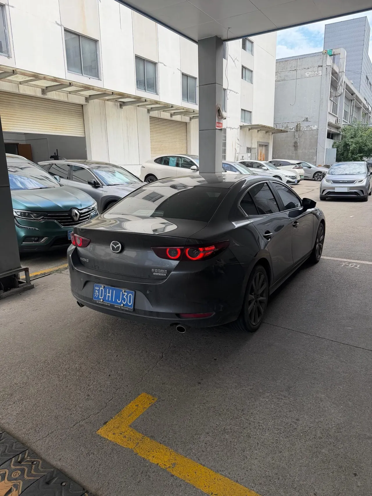 Mazda 3 Oncorsela 2021 Mazda 3 Oncorsela-sedan 2.0 quality smart version automatic transmission 4