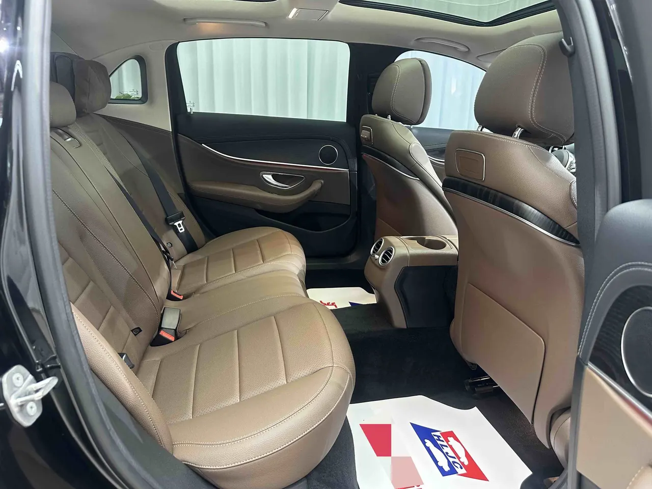 Mercedes Benz E-Class 2020 E 300 L 2.0T Fashion Automatic Gear 13