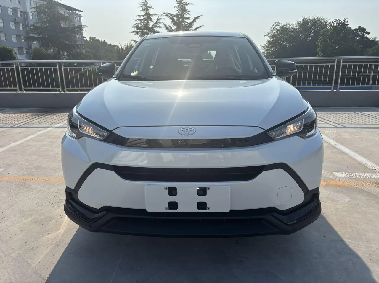 Toyota 2026 Front Landa 2.0 Stepless Comfort PLUS Edition Automatic Gear 3