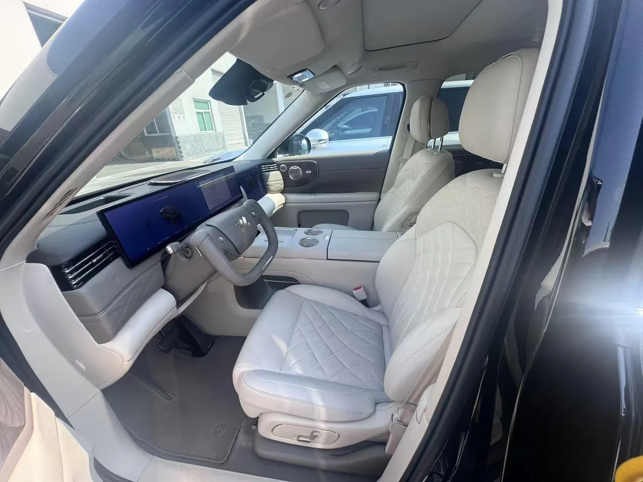 IM 2026 IM LS9 52 Ultra Automatic 2