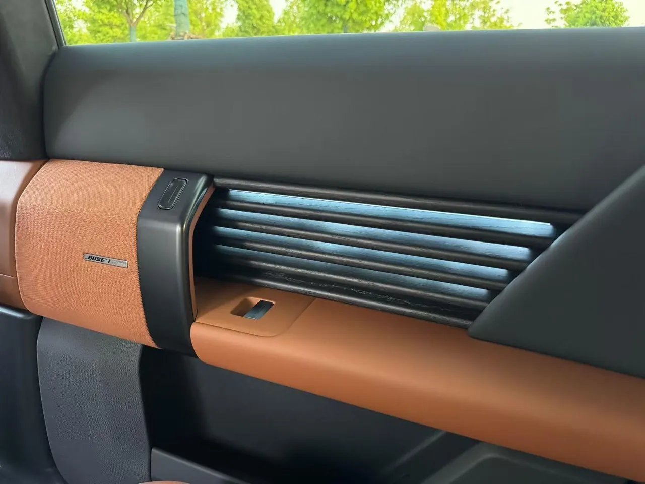 Audi 2026 E7X Pioneer Quattro Automatic 7