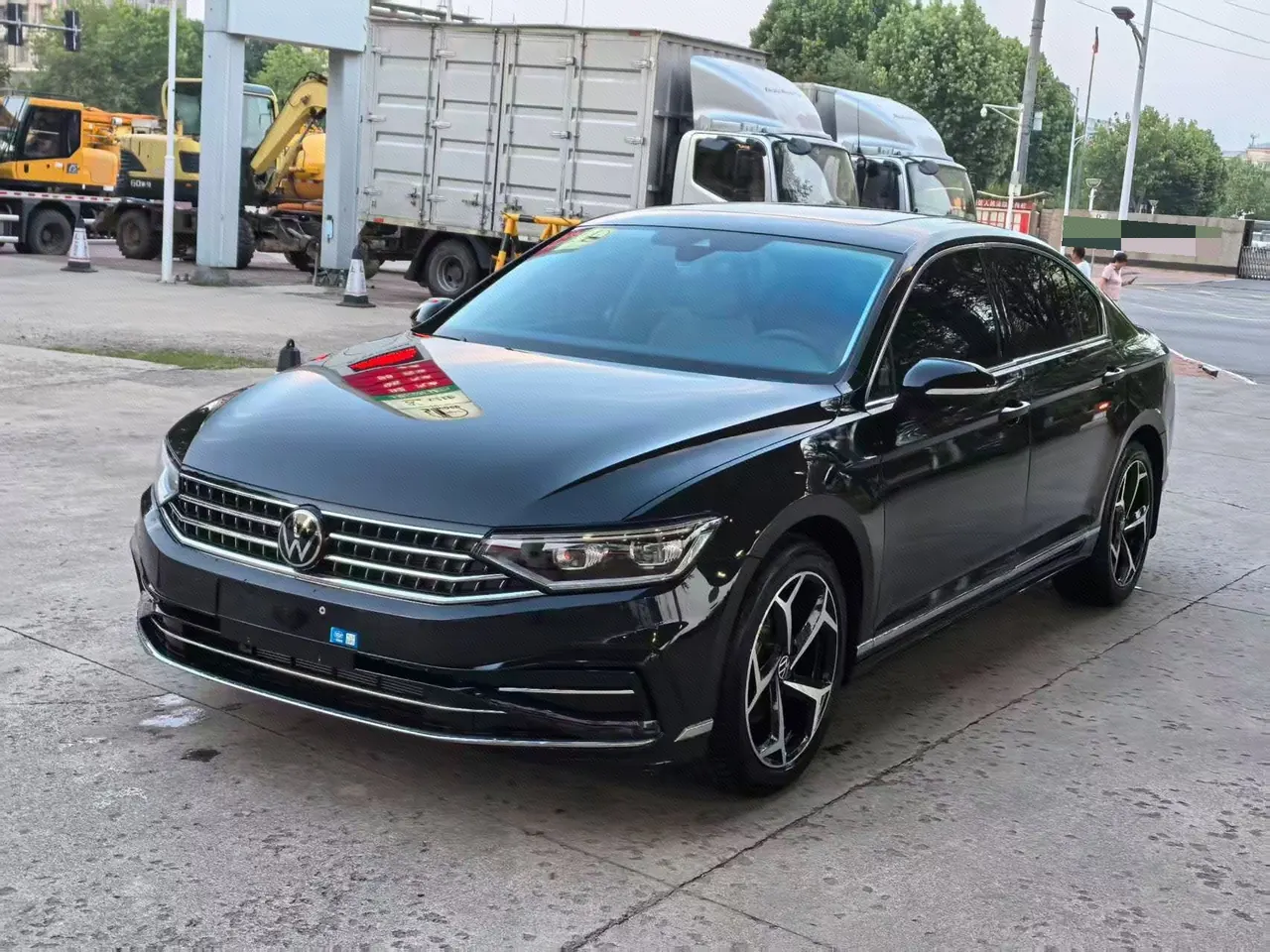 Open image lightbox: Volkswagen 2026 Magotan 2.0TSI 380TSI 30 million selected luxury automatic gear
