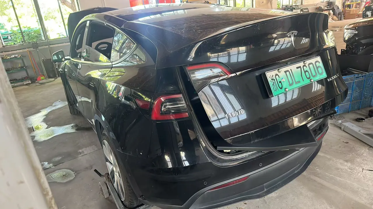 Tesla 2022 Model Y rear-wheel drive version automatic transmission 10