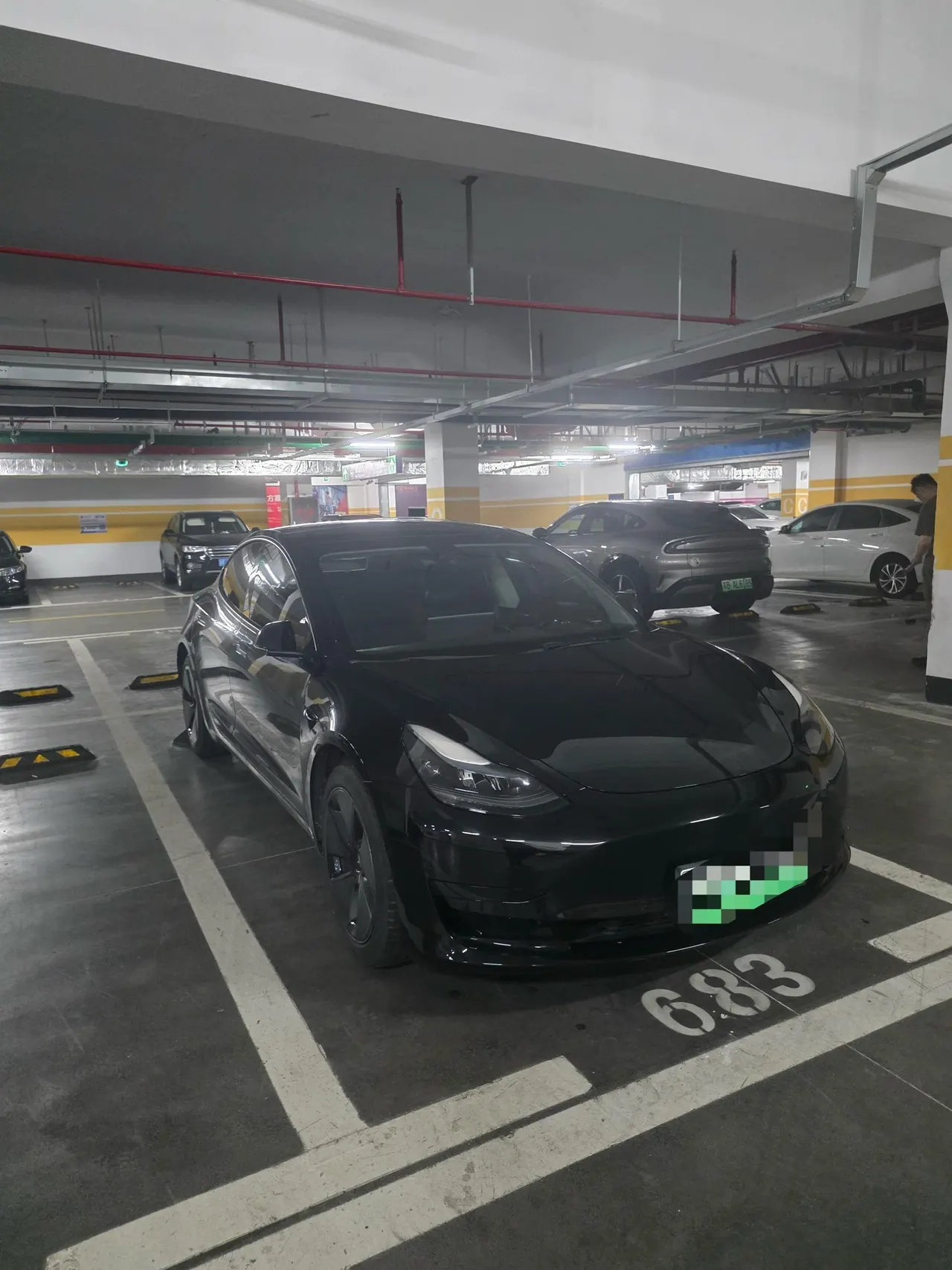 Tesla 2022 Model 3 rear-wheel drive version of automatic transmission 3