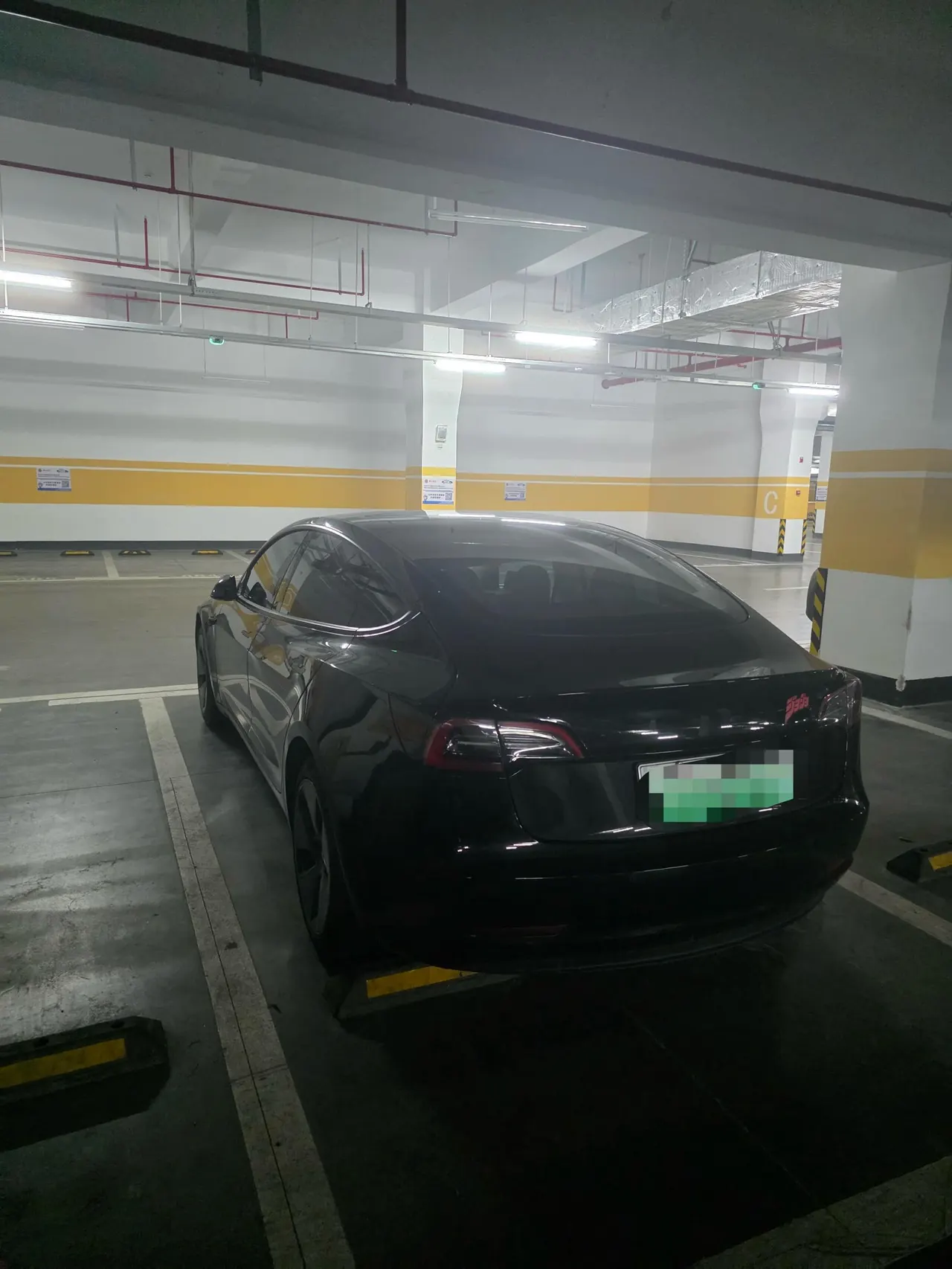 Tesla 2022 Model 3 rear-wheel drive version of automatic transmission 4