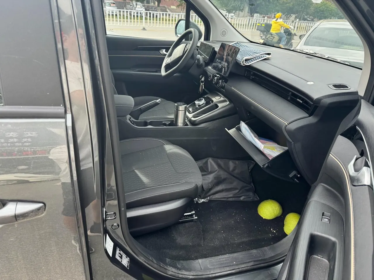 SRM 2026 upward V 6 435km luxury automatic gear 3