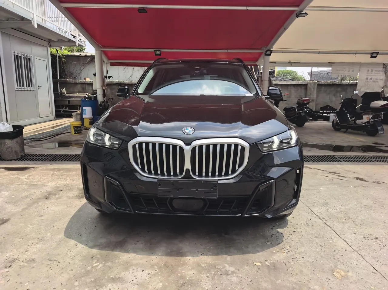 BMW 2026 X5 xDrive30Li 48V 2.0T exclusive m sports obsidian night suit automatic gear 2