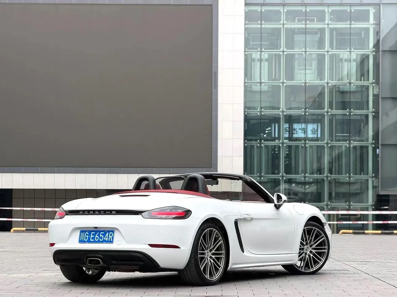 Porsche 718 (Imported) 2020 718 Boxer 2.0T Automatic 3