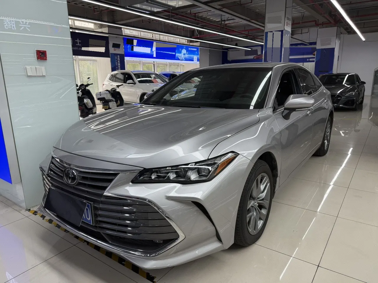 Open image lightbox: Toyota 2022 Asian Dragon 2.0 Stepless Deluxe Edition Automatic Gear