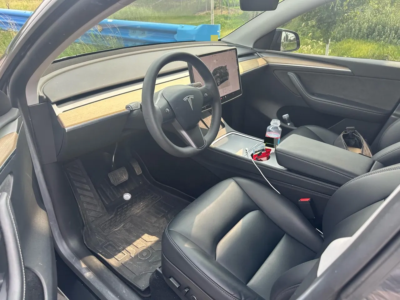 Tesla 2022 Model Y rear-wheel drive version (facelift) automatic gear 5