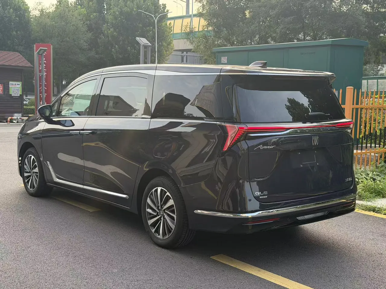 Buick 2026 GL8 Lu Zun PHEV 1.5T Luxury Edition Automatic Gear 4