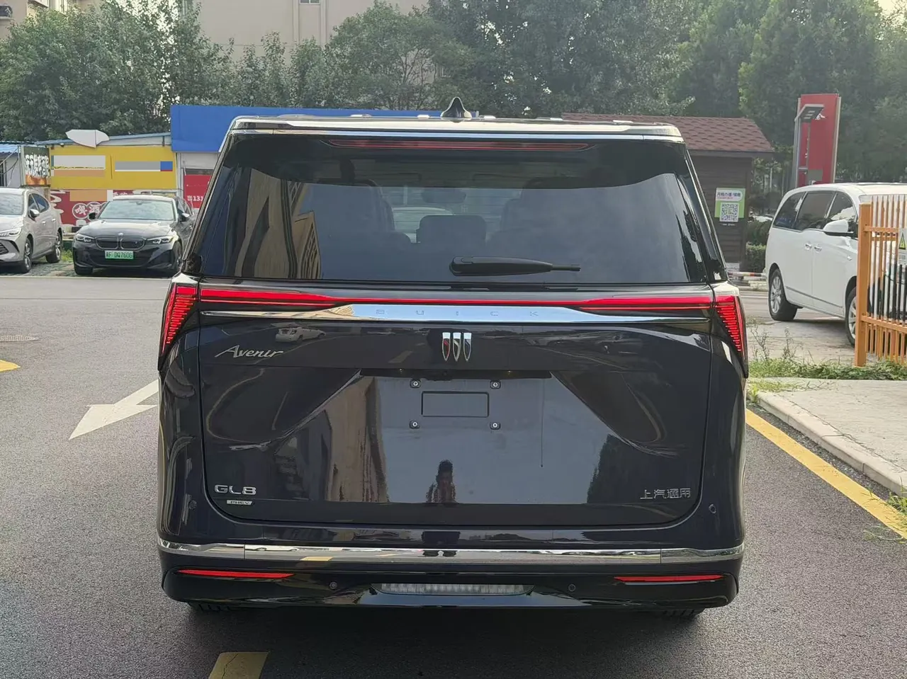 Buick 2026 GL8 Lu Zun PHEV 1.5T Luxury Edition Automatic Gear 5