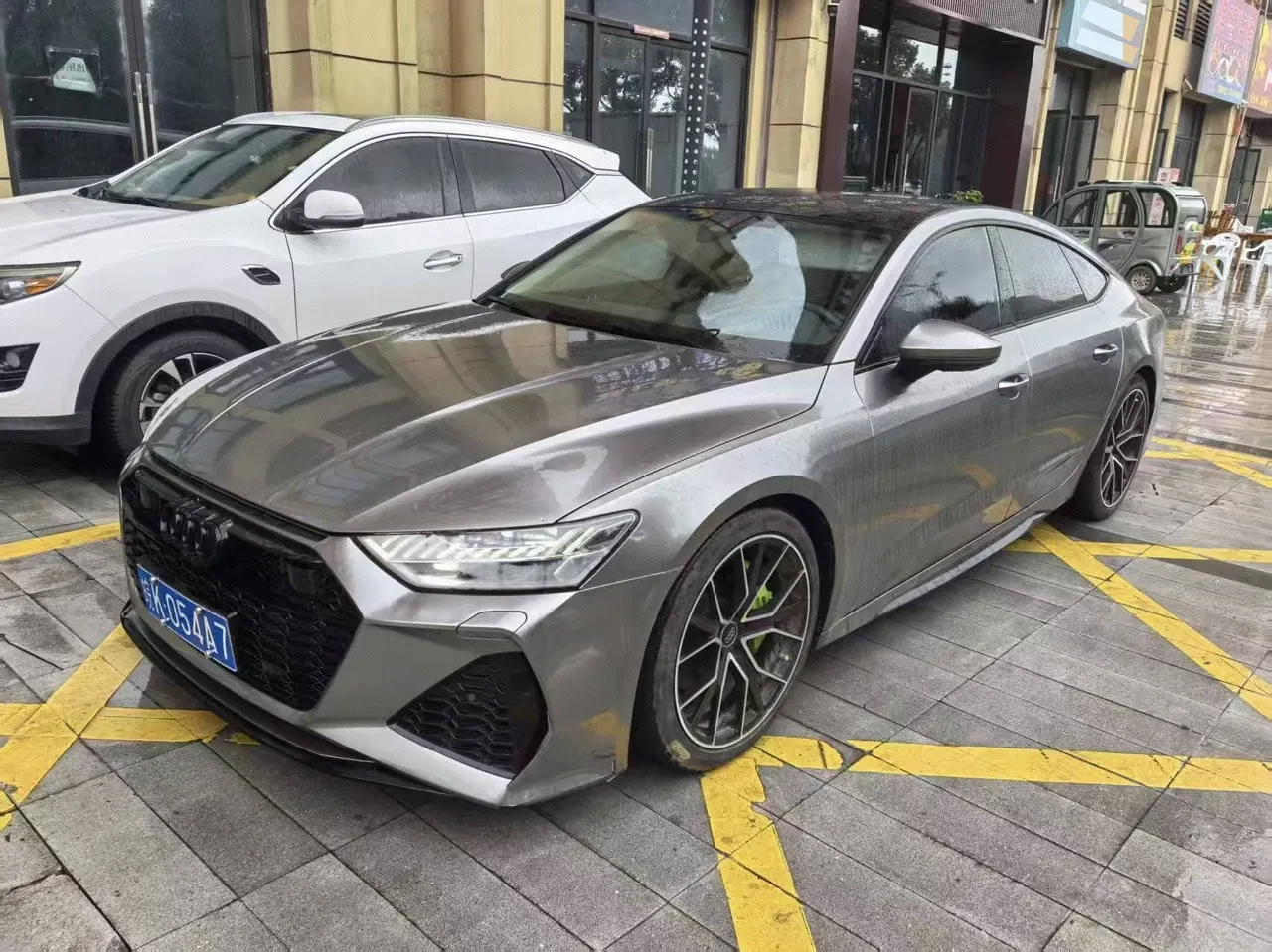 打开图片灯箱:Audi A7 (Imported) 2023 A7 Sportback 2.0TFSI 45TFSI Automatic Gear Selection