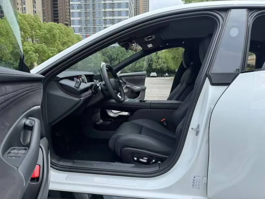 MI 2026 SU7 Standard Edition Automatic Gear 4