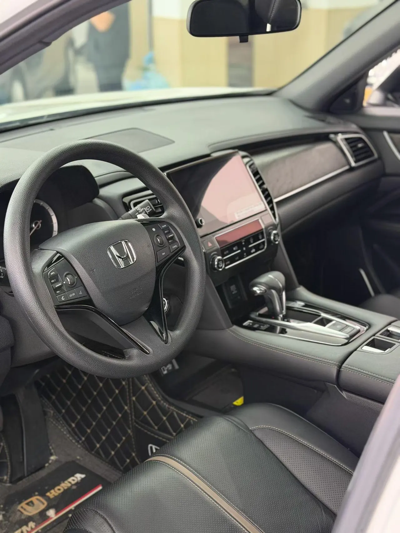 Honda 2020 UR-V 1.5T Stepless 240TURBO Two-Drive Zhiyue Edition Automatic Gear 4