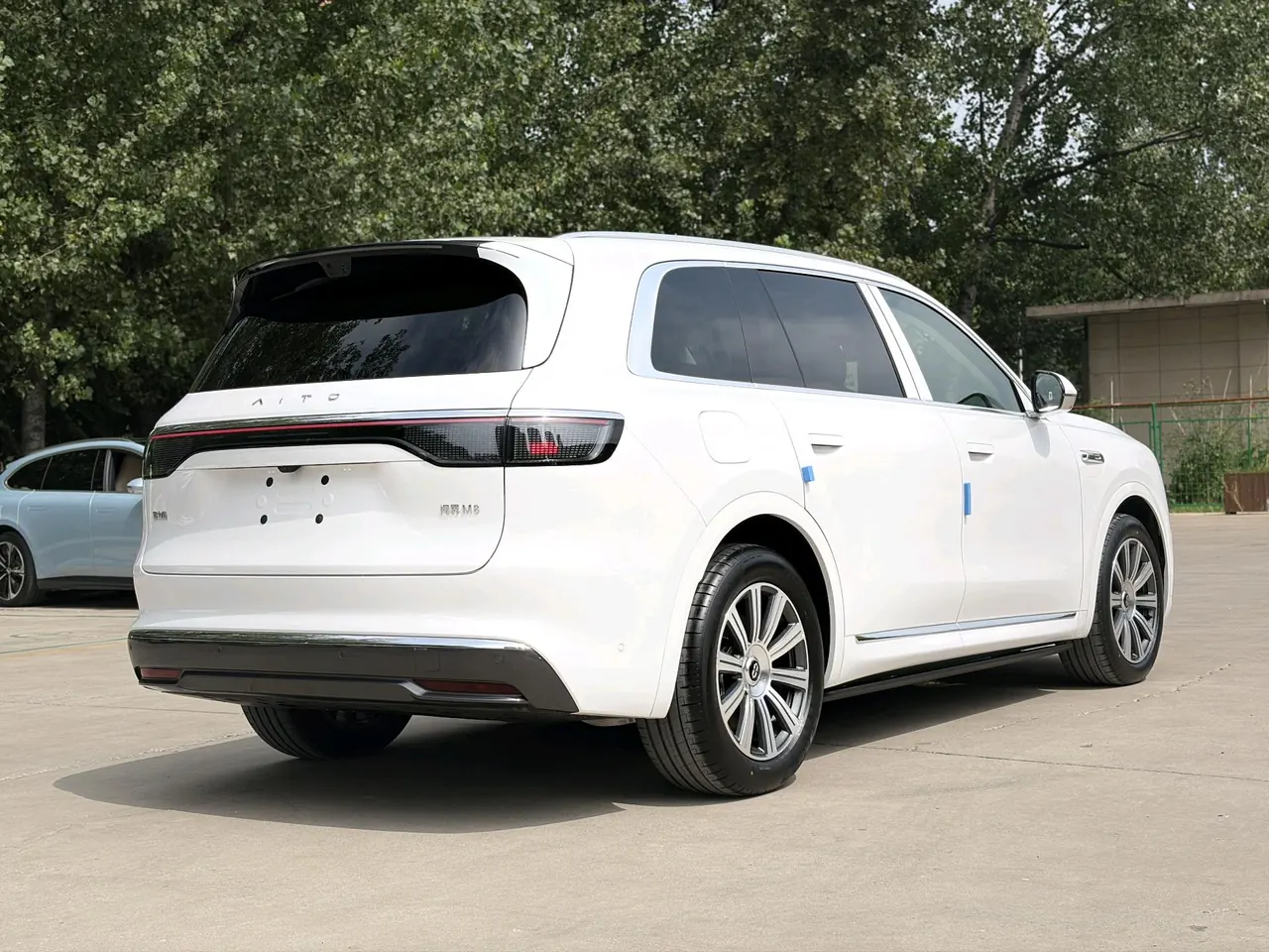 AITO 2025 AITO M8 Max Edition 37kWh 5-seat Edition Automatic Gear 10