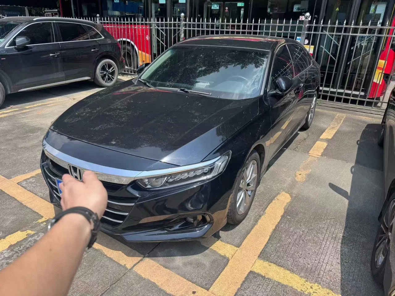 Open image lightbox: Honda 2022 10th Generation Accord 1.5T Stepless 260TURBO Deluxe Automatic Gear