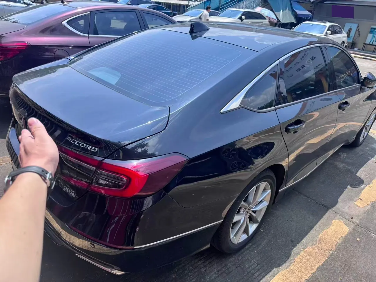 Honda 2022 10th Generation Accord 1.5T Stepless 260TURBO Deluxe Automatic Gear 5